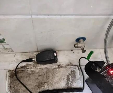 石棉屋顶漏水维修公司分享下卫生间漏水的危害及解决方法